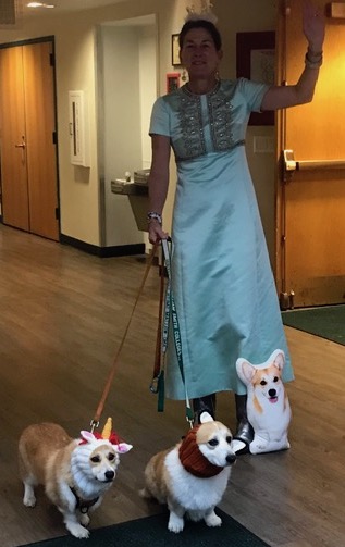 Happy Halloween from the Queen! Happy Halloween from the Queen!